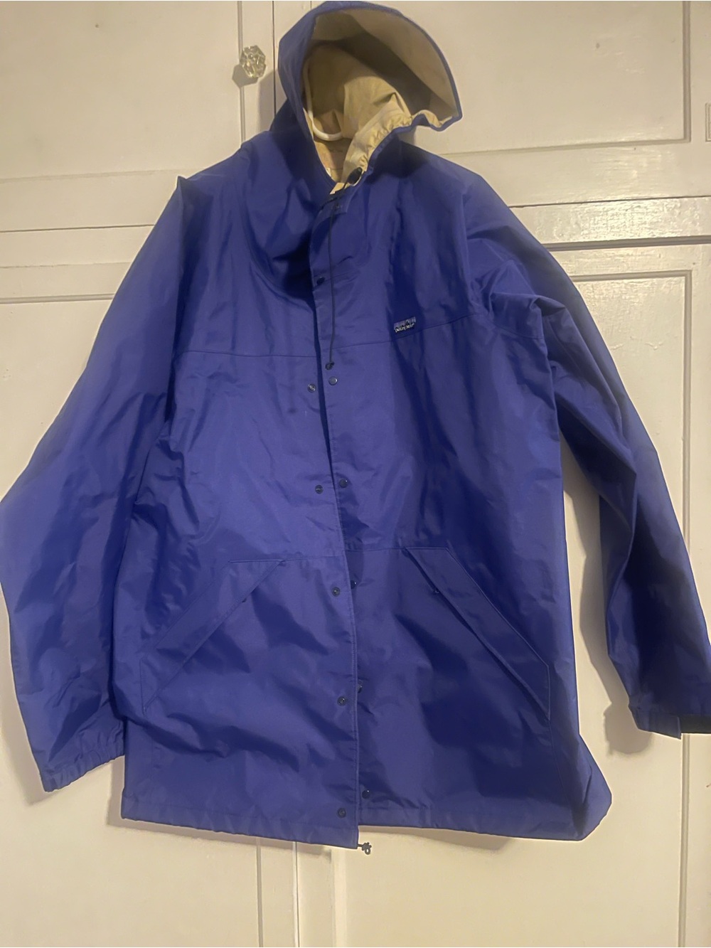 Patagonia vintage  Blue Raincoat with Cream Lining